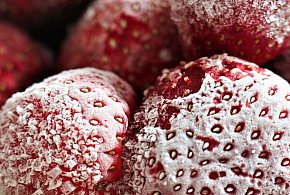 Salmonella w truskawkach z Biedronki. GIS ostrzega przed tą partią-23095
