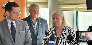 Powiat Radomszczański w końcu kupił budynek, w którym mieści się pośredniak-23771