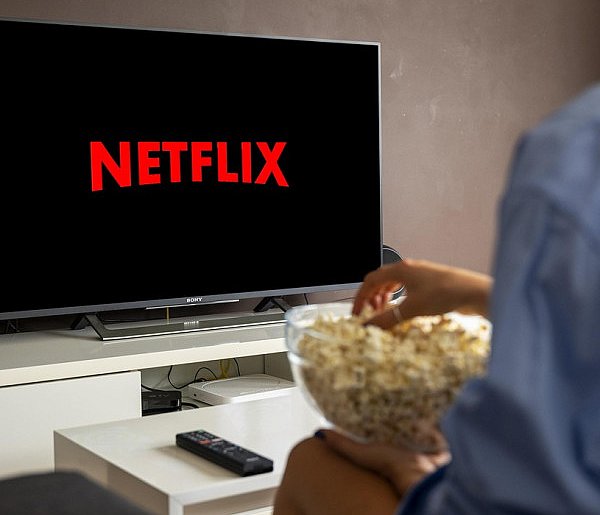 Netflix pod lupą UOKiK. Czy klienci dostaną zwrot pieniędzy?-24318