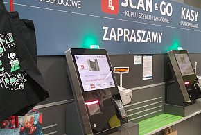 Gigant handlowy może opuścić kraj. Ma w Polsce 800 sklepów-24695