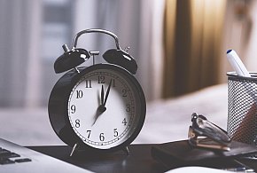 Kiedy przestawiamy czas na zimowy? To może być ostatni raz?-25102