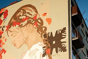 Nowy mural w Piotrkowie nawiązuje do ludowych tradycji regionu-25246