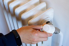 Kaloryfer zakręcony? I tak zapłacisz. Nowe prawo uderzy w lokatorów-25462