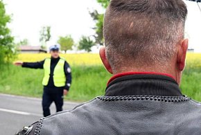 Dwa wypadki motocyklistów w powiecie radomszczańskim już na początku sezonu