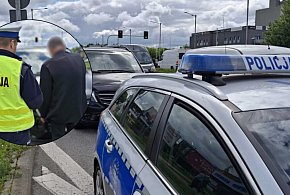 Pijany w trupa kierowca karawanu zatrzymany. Przewoził trumnę z ciałem