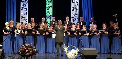 Chór Cantabile zaprasza na dwa styczniowe koncerty kolęd w Radomsku w muzeum i...-26089