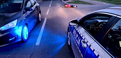 Wypadek drogowy na ulicy Jagiellońskiej w Radomsku. Kierowca motocykla w szpitalu