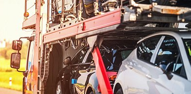 Stary Mercedes lub Toyota – ile można dostać w skupie za wysłużone, ale pancerne a