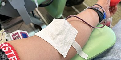 Ekspert w Światowym Dniu Krwiodawcy: jedna donacja ratuje życie trzem osobom