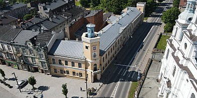 Radomsko: poszedł na zakupy… a skończył w celi. Wróci za 10 dni?-24325