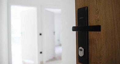 Raport: mieszkanie w średnim mieście może być trzy razy tańsze niż w Warszawie-24501