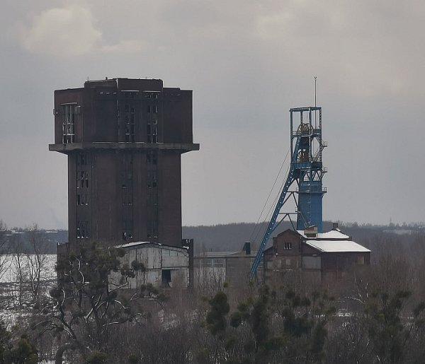 Pięcioletnie urlopy i nawet 170 tys. zł odprawy. Zmiany dla dużej grupy-24599