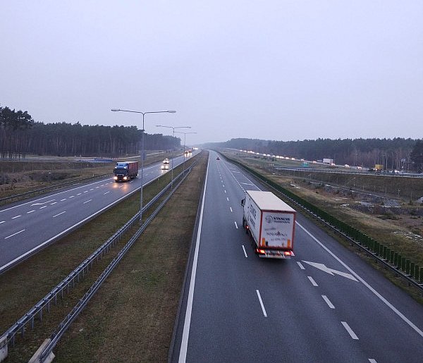 Lipiec przyniesie nowy obowiązek. Kierowcy będą musieli to mieć-26143