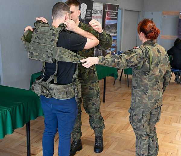 Wojsko wzywa Polaków na komisje. Chodzi głównie o te roczniki-26144