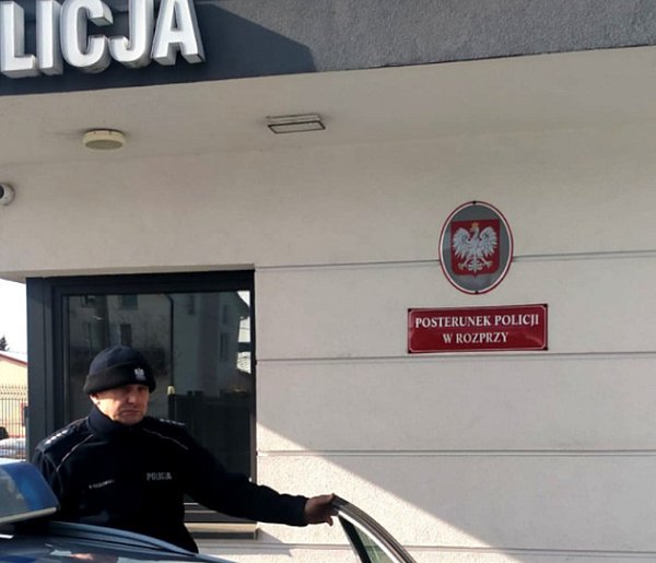 79-latka z Rozprzy uratowana przed wychłodzeniem dzięki reakcji sąsiadki i policja