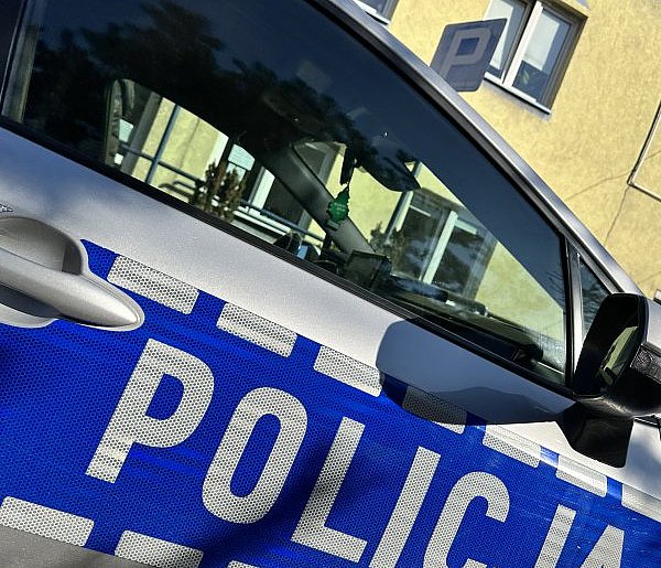 Policjant po służbie odnalazł zaginionego 83-latka