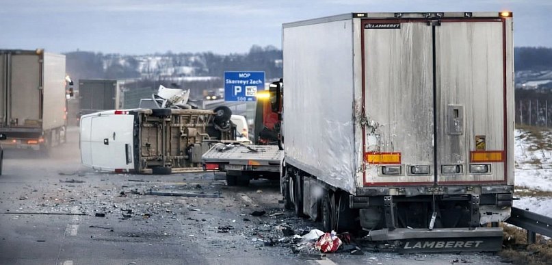 Łódzkie: A1 koło Łodzi odblokowana po wypadku (aktl.)