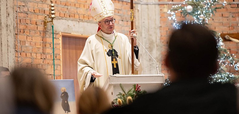 Abp Galbas w Wielki Piątek: świat jest w ręku Boga, a nie przypadku