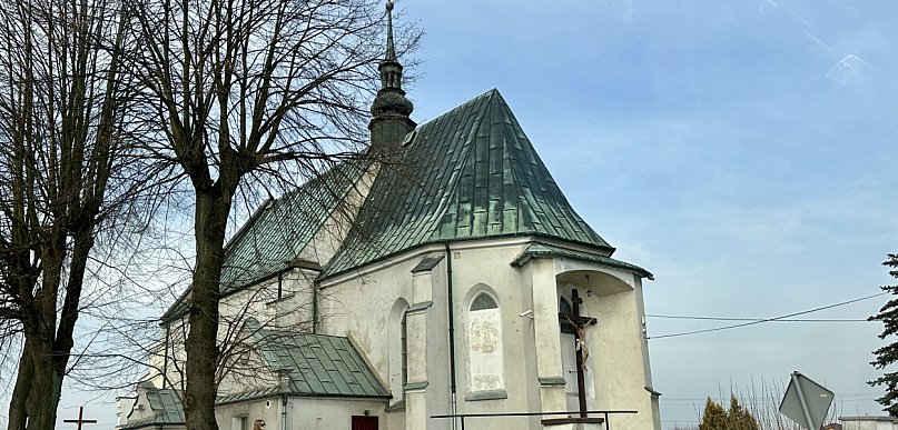 W Wielką Sobotę nie ma mszy; Wigilia Paschalna należy do Niedzieli Zmartwychwstani