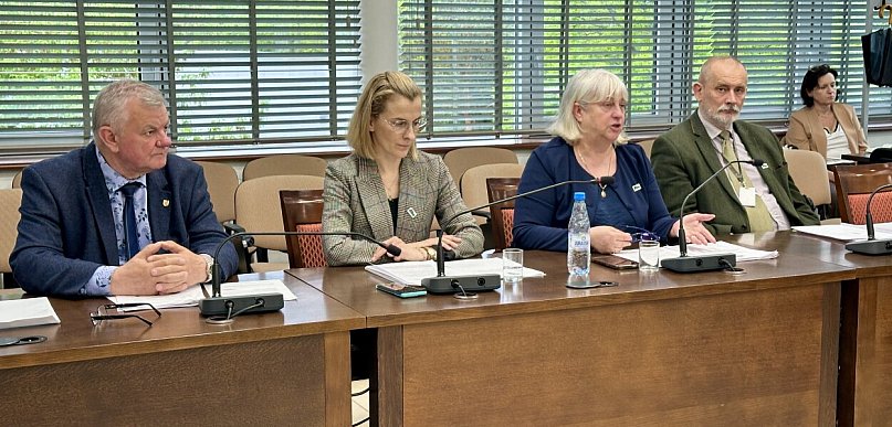 Powiatowa Rada Rynku Pracy w Radomsku m.in. o środkach na rozpoczęcie JDG