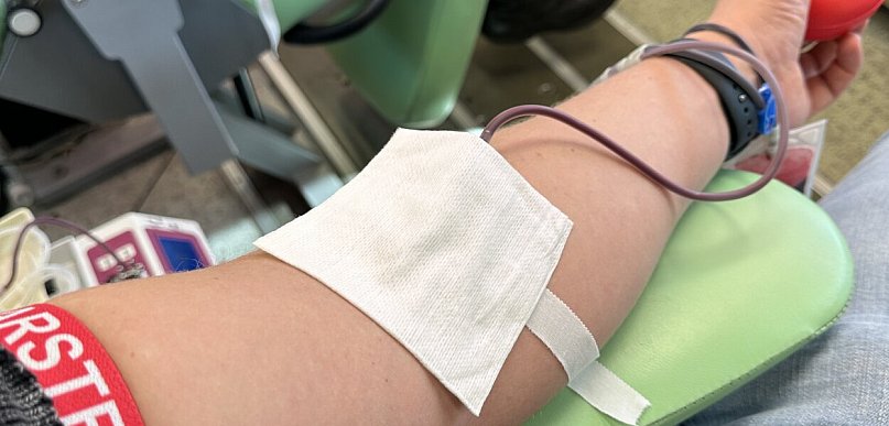 Ekspert w Światowym Dniu Krwiodawcy: jedna donacja ratuje życie trzem osobom