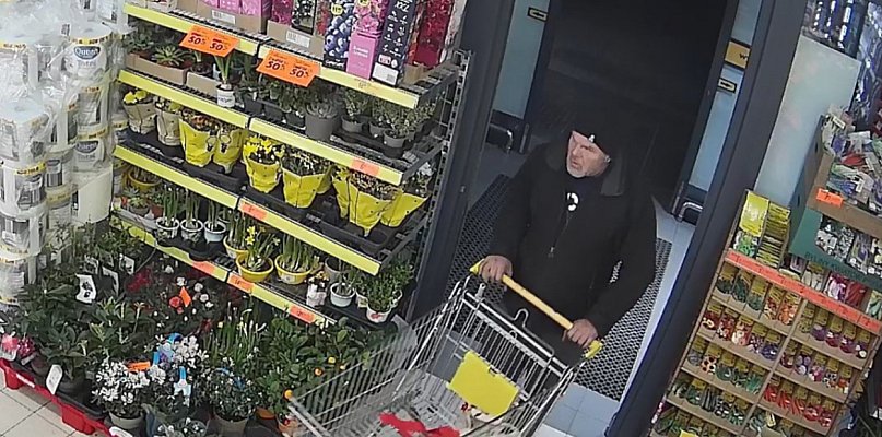 Policja z Radomska szuka mężczyzny podejrzanego o kradzież w Biedronce. Znasz go? - 25020