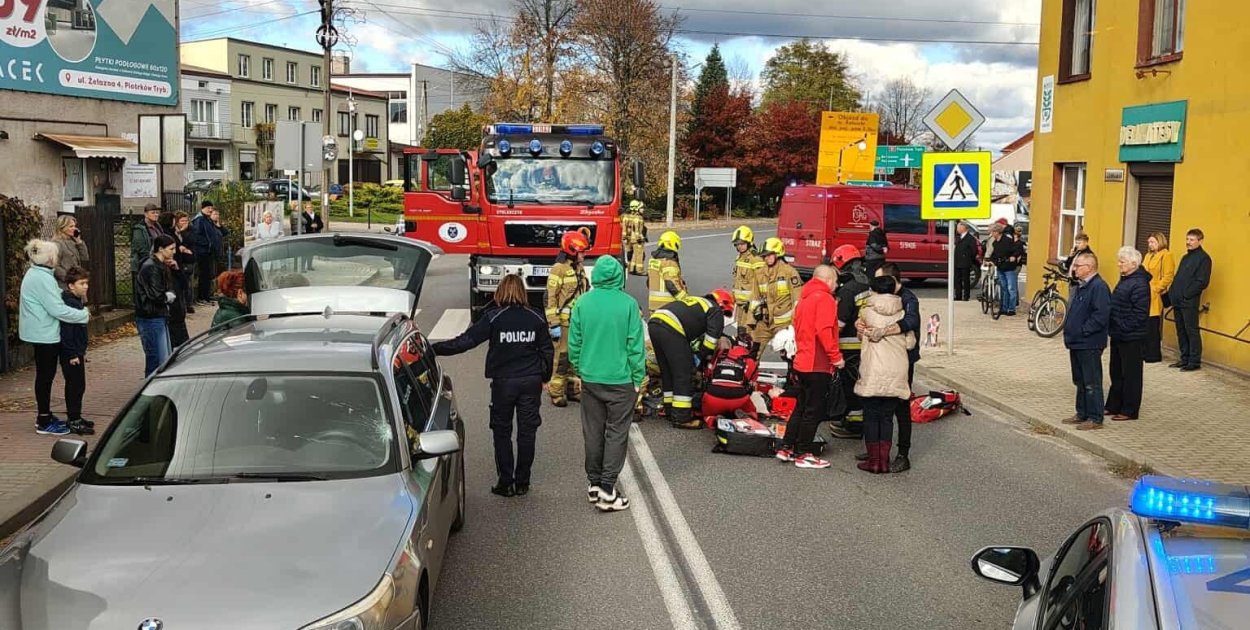 fot: OSP KSRG Kamieńsk, niedzielny wypadek w Kamieńsku