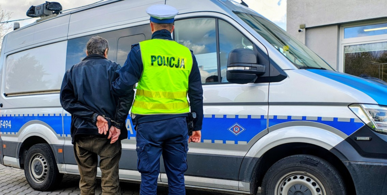 fot: zatrzymany mężczyzna, który prowadził po pijaku, KPP Radomsko