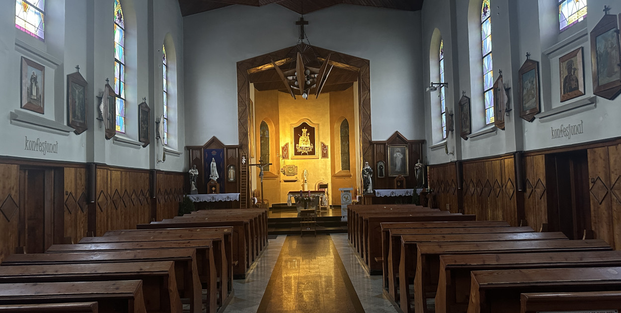 Wnętrze kościoła w Korbielowie 