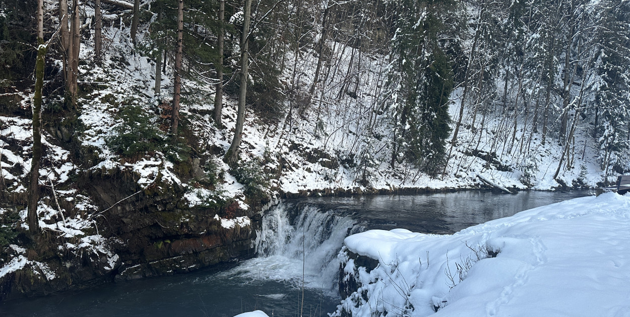 Zimowa aura przyciąga turystów nie tylko w góry 