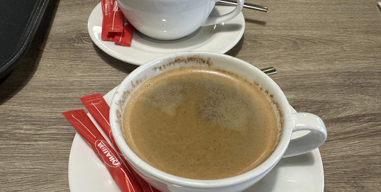 Badania: kawa z kofeiną zmniejsza ryzyko demencji