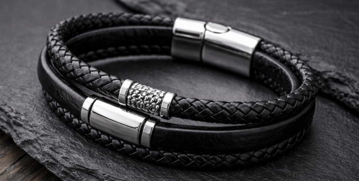 Silver Men's Leather Bracelet – męska bransoletka ze skóry i srebra, która robi ró