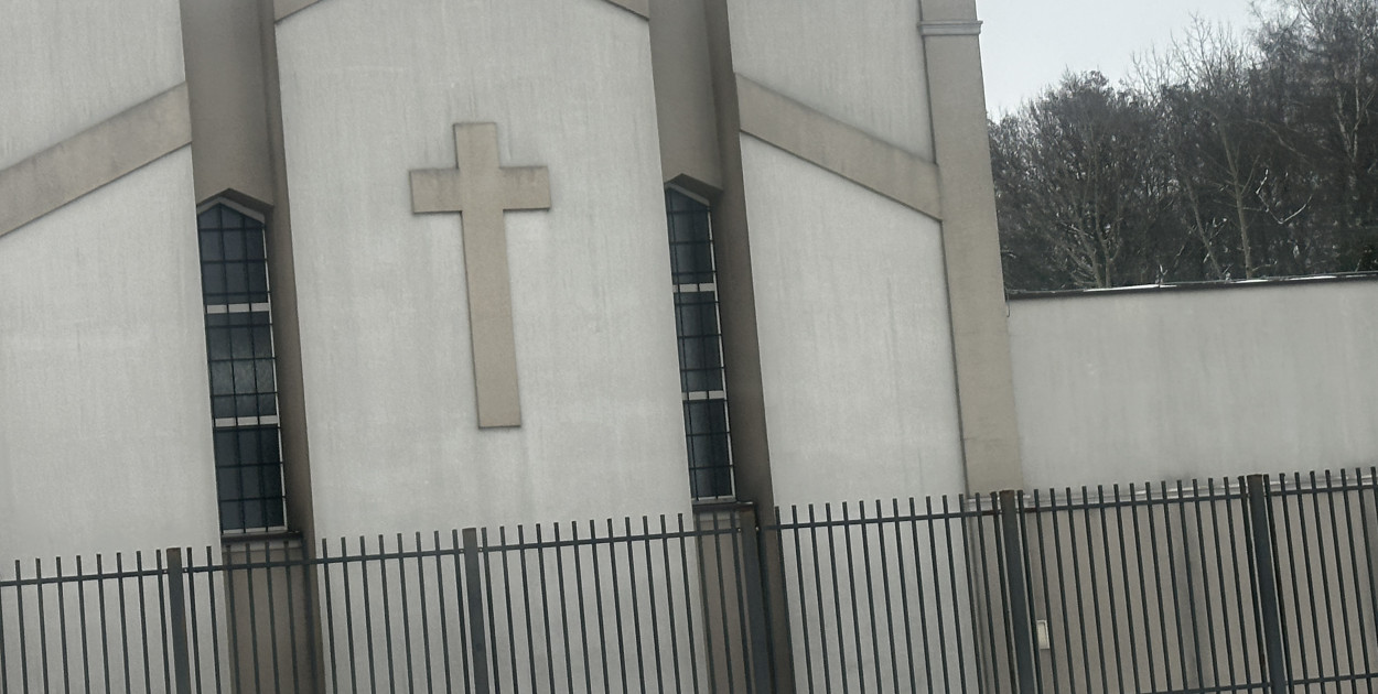 W Dniu Modlitwy i Solidarności ze Skrzywdzonymi biskupi odprawią drogi krzyżowe w