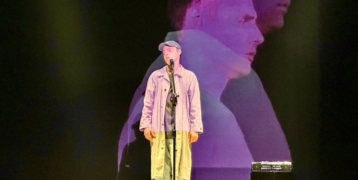 Marcin Januszkiewicz wystąpił w Radomsku z widowiskiem Pokolenie Y