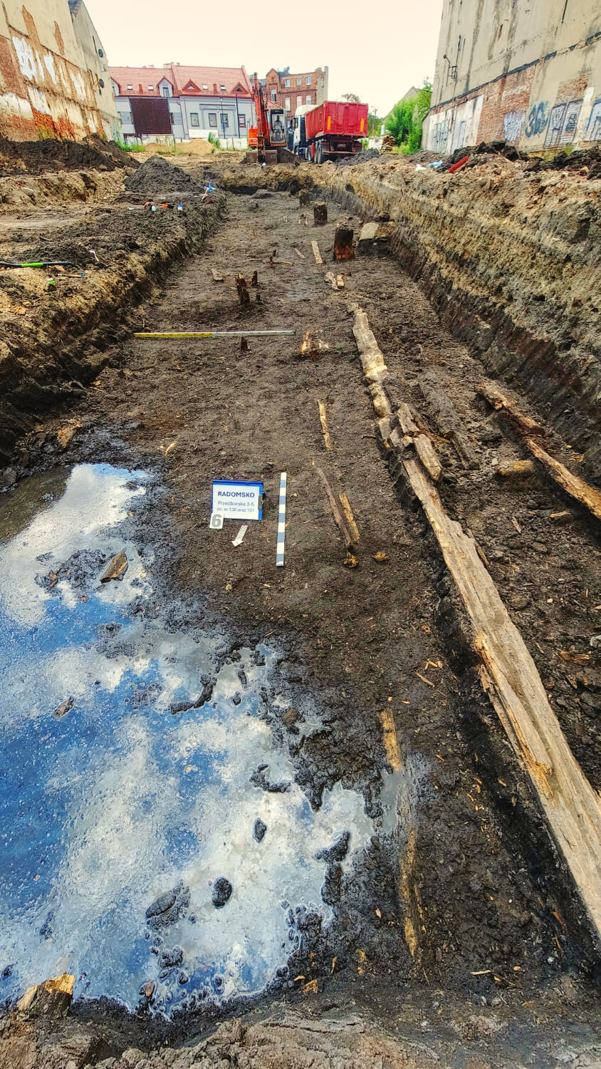 Prace archeologiczne w centrum Radomska odkrywają kilka nieznanych kart naszego miasta