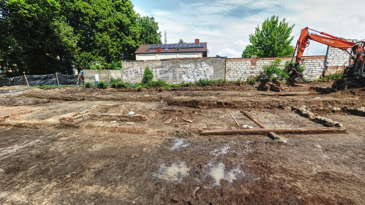Przed budową Belluno w Radomsku odkryto to, co kryła ziemia