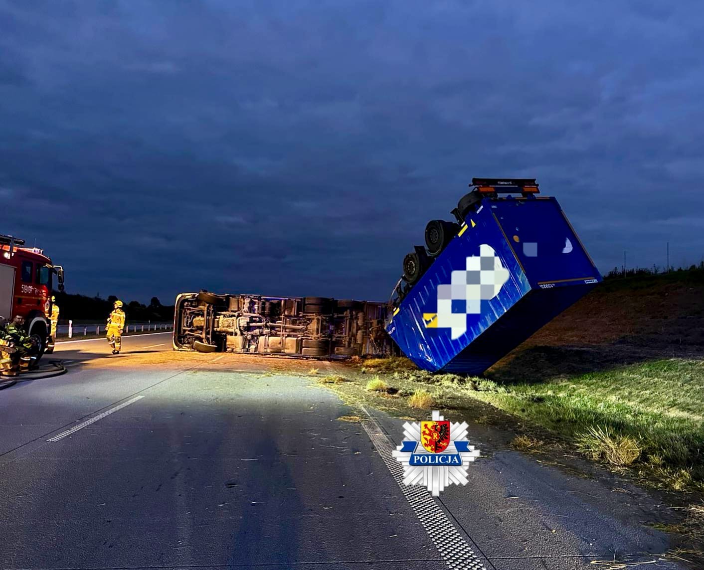 Ciężarówka uległa wypadkowi na a1 koło Kamienska