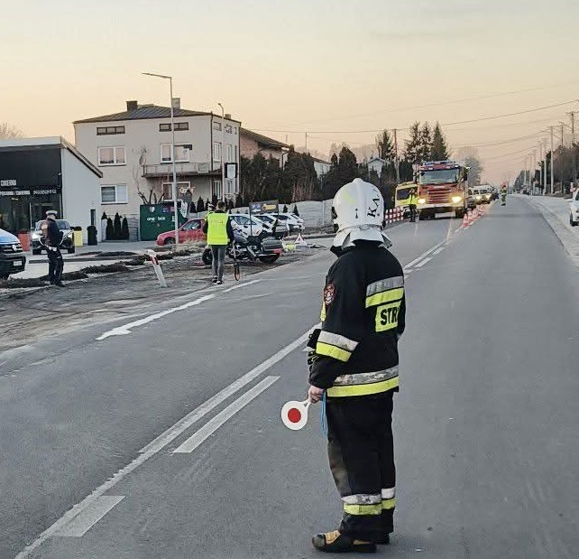 Wypadek w Pławnie pod Gidlami w powiecie radomszczańskim 