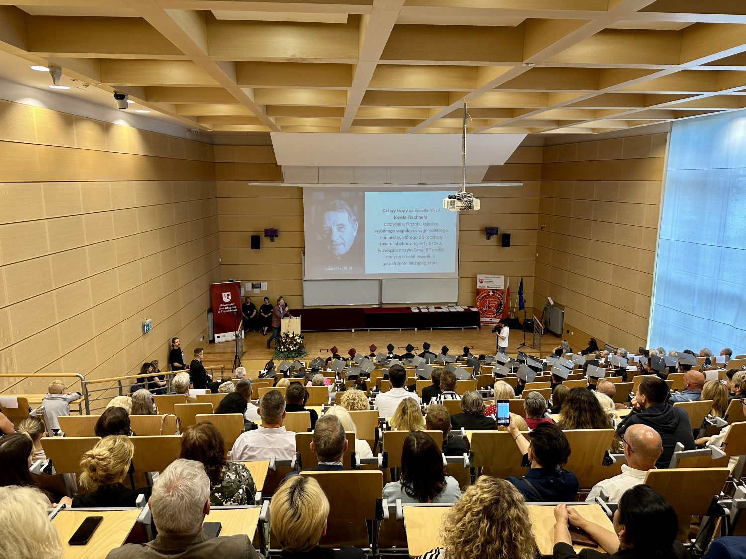 Aula w budynku przy ul. Zbierskiego 